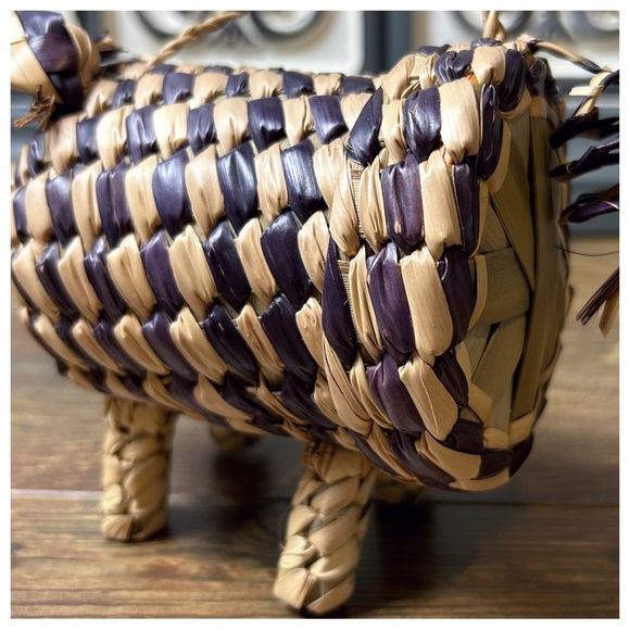 Vintage Artisan Woven Pig Purse - Picture 10 of 10